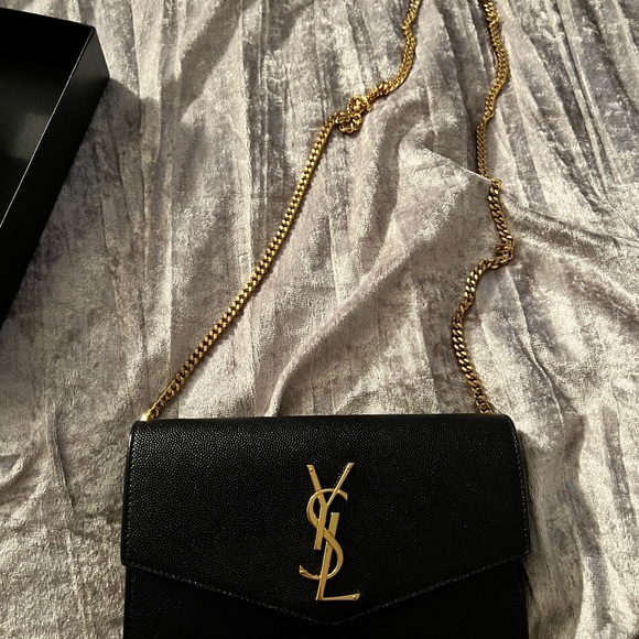 Saint Laurent Handbags - Saint Laurent envelope bag